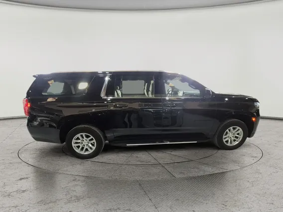Chevrolet Suburban LS 2024 