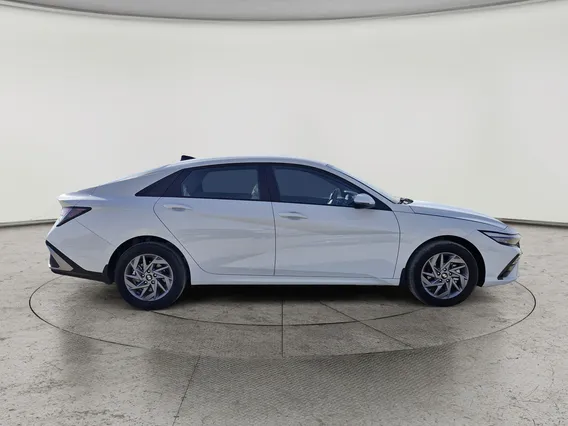 Hyundai Elantra Smart China 2026 