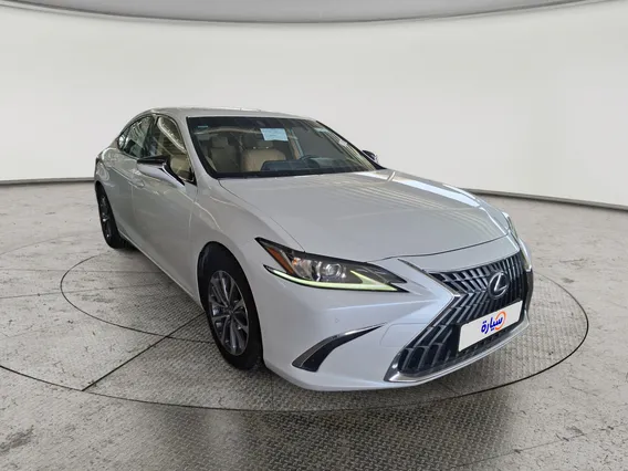 Lexus ES 300 H 2023 