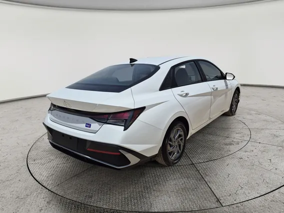 Hyundai Elantra Fleet 2025 
