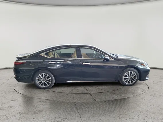Lexus ES 350 2024 