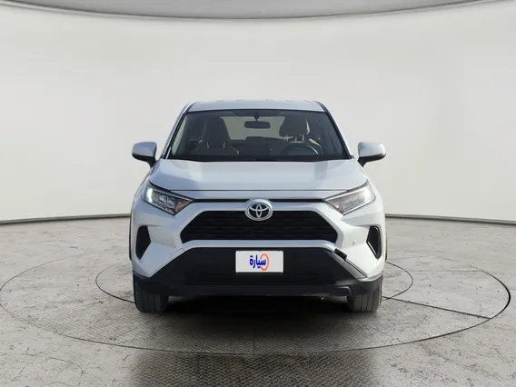 Toyota RAV4 LE 2024 