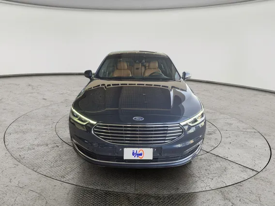 Ford Taurus Titanium 2022 