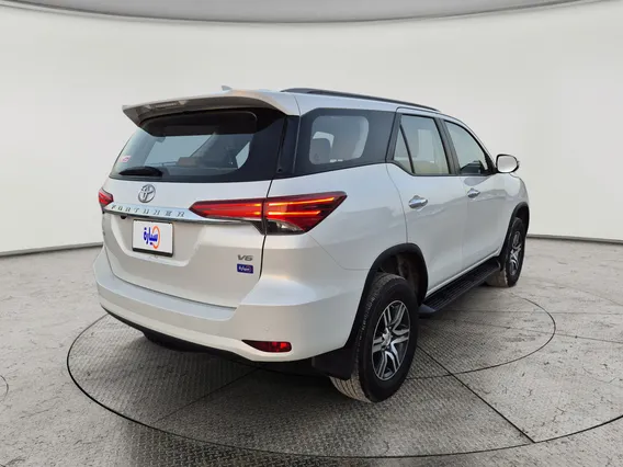 Toyota Fortuner VX 2023 دبل