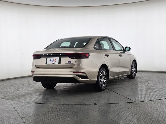 Geely Emgrand GS 2023 