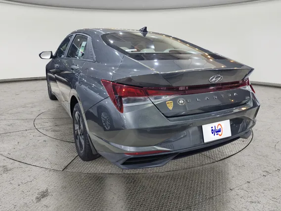 Hyundai Elantra Smart 2023 