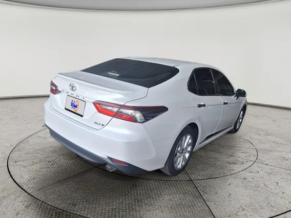 Toyota Camry  GLEX 2024 