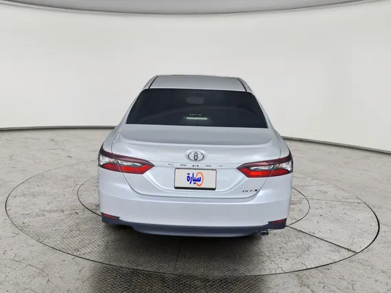 Toyota Camry  GLEX 2024 