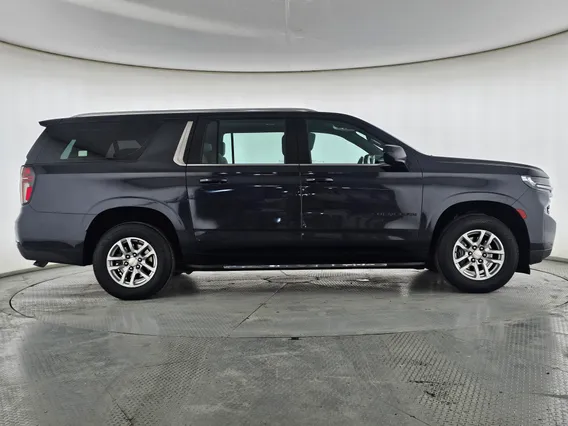 Chevrolet Suburban LS 2023 