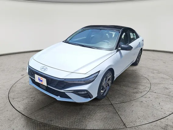 Hyundai Elantra Comfort 2025 