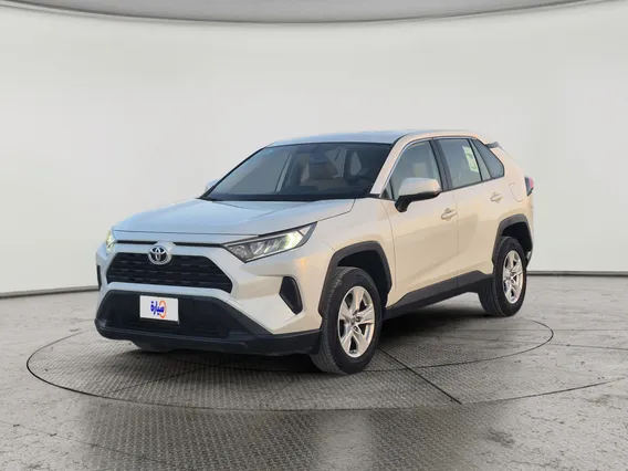 Toyota RAV4 LE 2021 