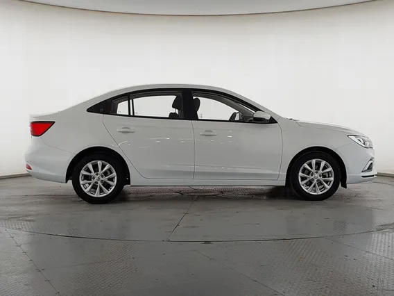 MG 5 STD 2025 