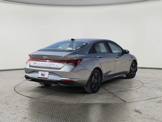 Hyundai Elantra Smart 2023 