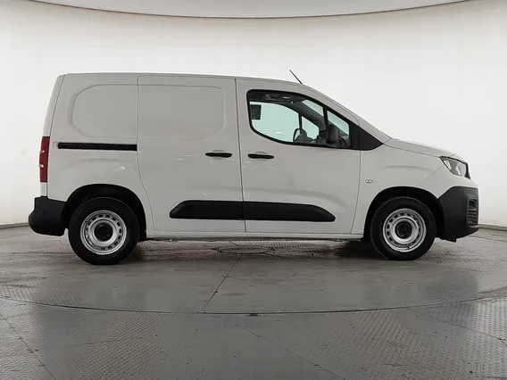 بيجو بارتنر Short van 2021 