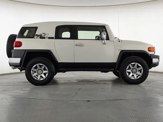 تويوتا اف جي FJ Cruiser 2022 دبل