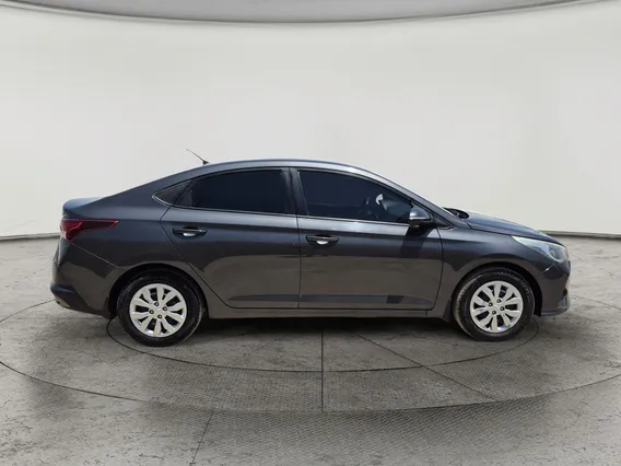 Hyundai Accent Smart 2022 