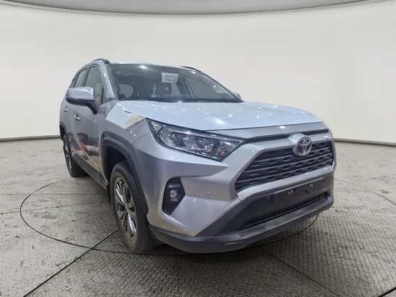 Toyota RAV4 XLE 2025 