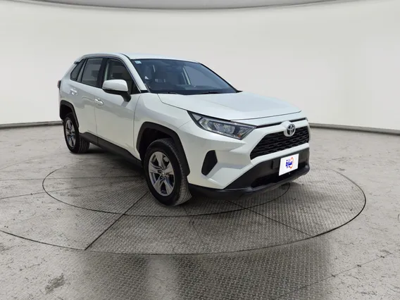 Toyota RAV4 LE 2022 