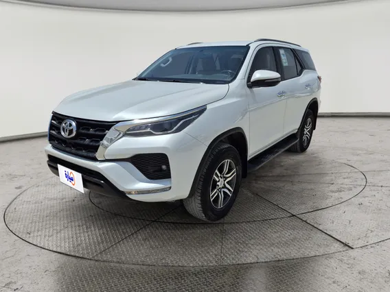 Toyota Fortuner VX 2023 دبل