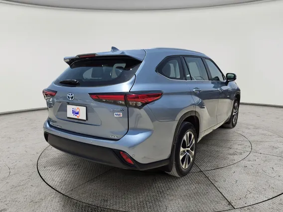 Toyota Highlander GLE 2023 