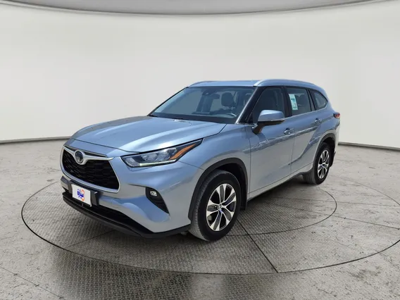 Toyota Highlander GLE 2023 