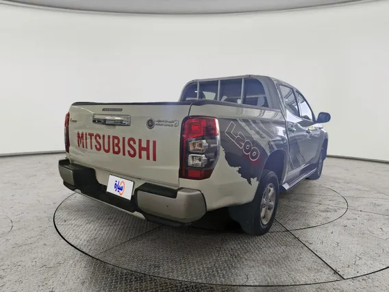 Mitsubishi L200 DC 4x4 2023 دبل
