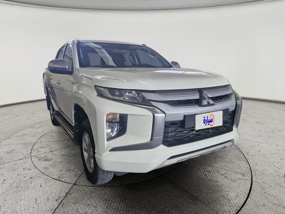 Mitsubishi L200 DC 4x4 2023 دبل