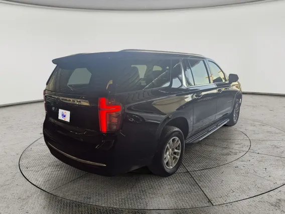 Chevrolet Suburban LS 2024 