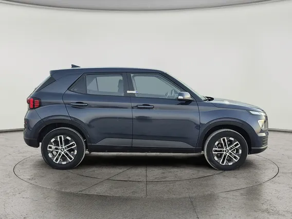 Hyundai Venue Smart 2024 