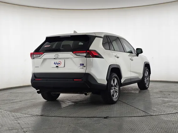 Toyota RAV4 LE 2022 