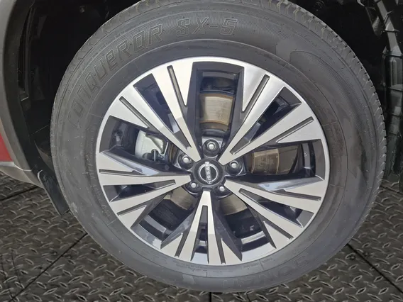 Nissan Xtrail SV Plus 2023 