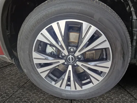 نيسان أكس تريل SV Plus 2023 