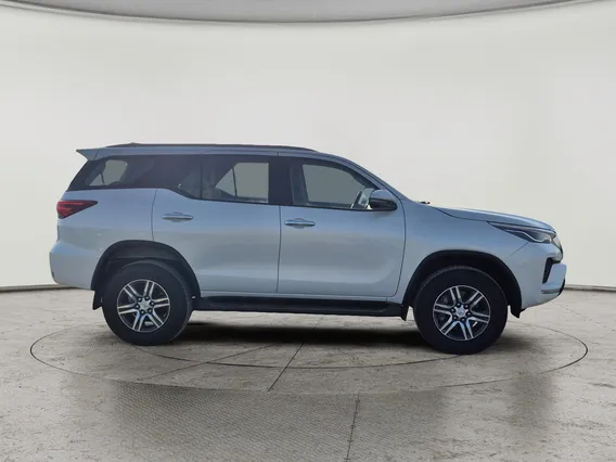 Toyota Fortuner VX 2024 دبل