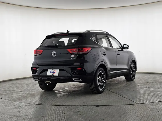 MG ZS LUX 2022 