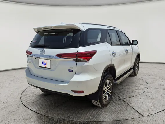 Toyota Fortuner VX 2024 دبل
