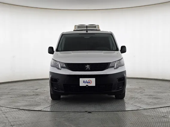 بيجو بارتنر Long van 2024 