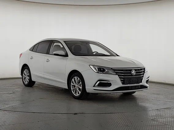 MG 5 STD 2025 