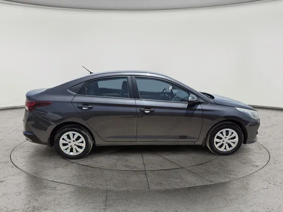 Hyundai Accent Smart 2023 