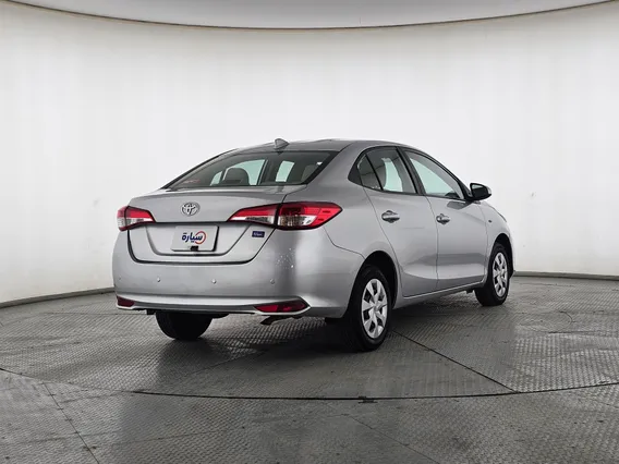 Toyota Yaris  Y 2022 