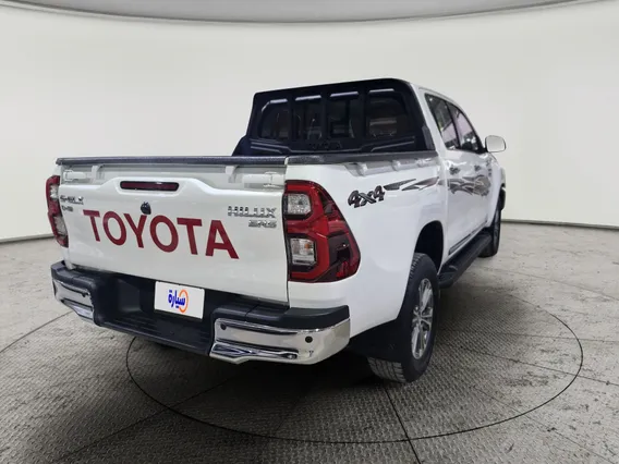 Toyota Hilux SGLX 4X4 AT DSL 2023 دبل