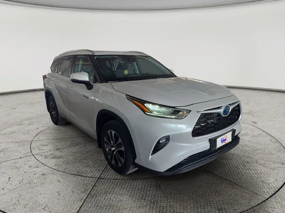 Toyota Highlander GLE 2023 