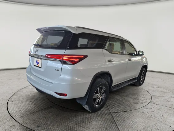 Toyota Fortuner VX 2023 دبل