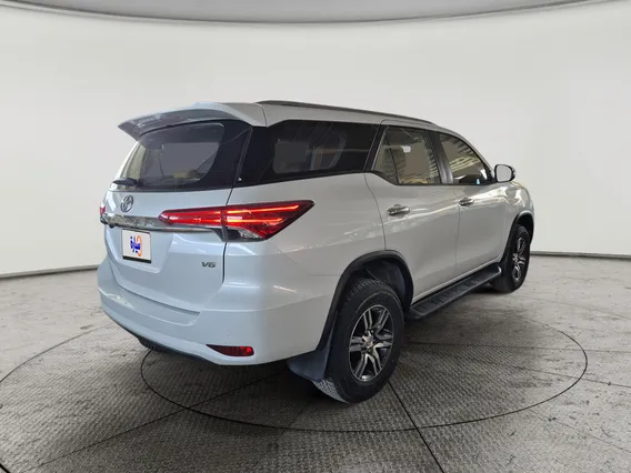 Toyota Fortuner VX 2023 دبل