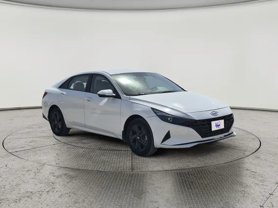 Hyundai Elantra Smart 2023 