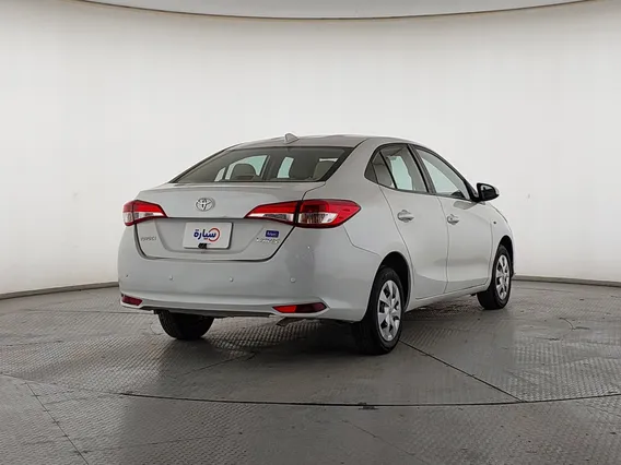 Toyota Yaris  Y 2022 