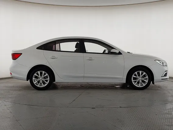 MG 5 STD 2025 