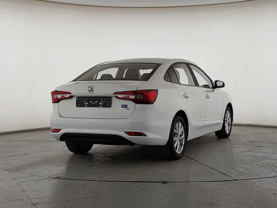 MG 5 STD 2025 