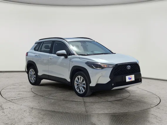 Toyota Corolla Cross XLE HEV 2024 