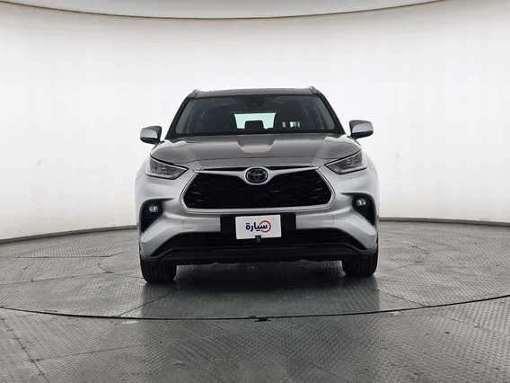 Toyota Highlander GLE 2023 
