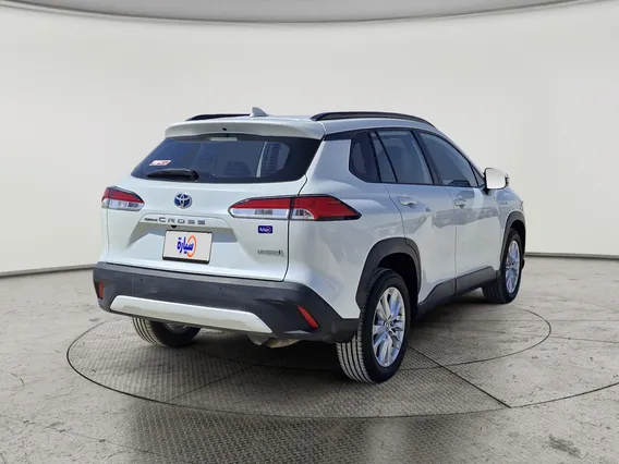 Toyota Corolla Cross XLE HEV 2024 